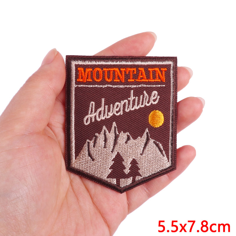 Mountain Camping Adventure Emb - Velcro Sew On 评论和价格